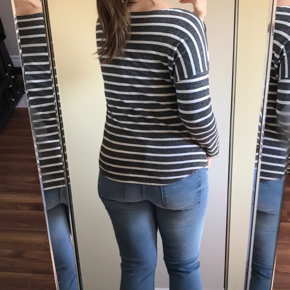 Divided long sleeved stripped tee - Picture 3 of 6